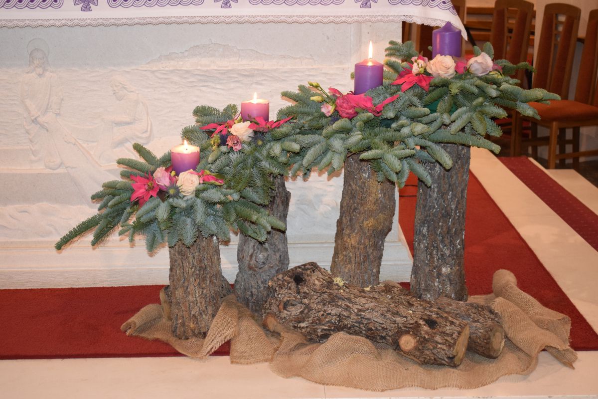 DOŠAŠĆE - ADVENT