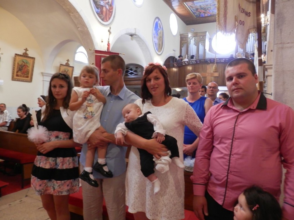 Kršteni su Tiana-Ljubica i Rino-Ante Bašić